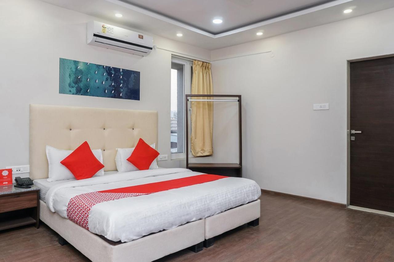 Oyo 16832 Hotel I Suite 2 Mangvadi Exterior foto